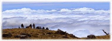 membantu menginformasikan mengenai 5 puncak gunung tertinggi di sulawesi
