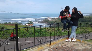 memberikan destinasi wisata da foto foto tutorial untuk objek wisata rancabuaya garut jawa barat